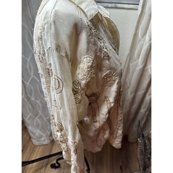 Chicos Womens 2 linen Embroidered Tribal Masks Linen 3/4 Sleeve Button-Up Shirt - Picture 6 of 15